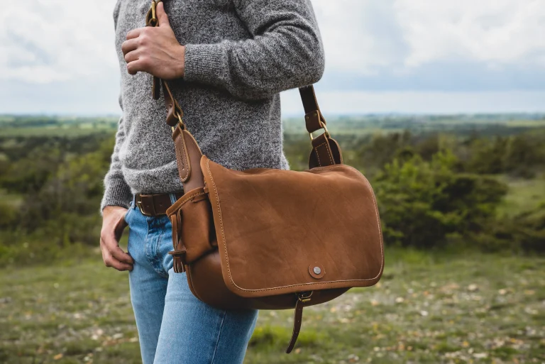 Le Sac du Berger en cuir artisanat