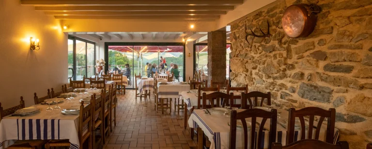 vue intérieure de la ferme auberge menta