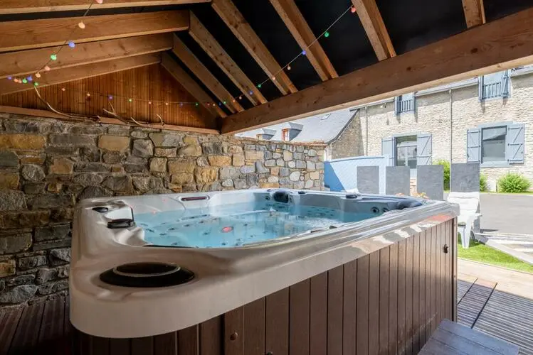 jacuzzi gîte de montagne